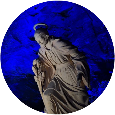 Lunes 14, martes 15 y miércoles 16 de abril Celebración de la Santa Eucaristía