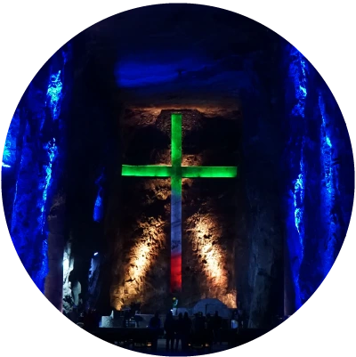 Jueves 17 de abril / Misa Vespertina de La Cena del Señor